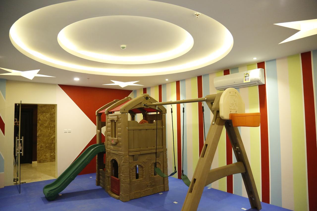 Flora Hotel Suite 2 فلورا2 للشقق المخدومة Riade Exterior foto