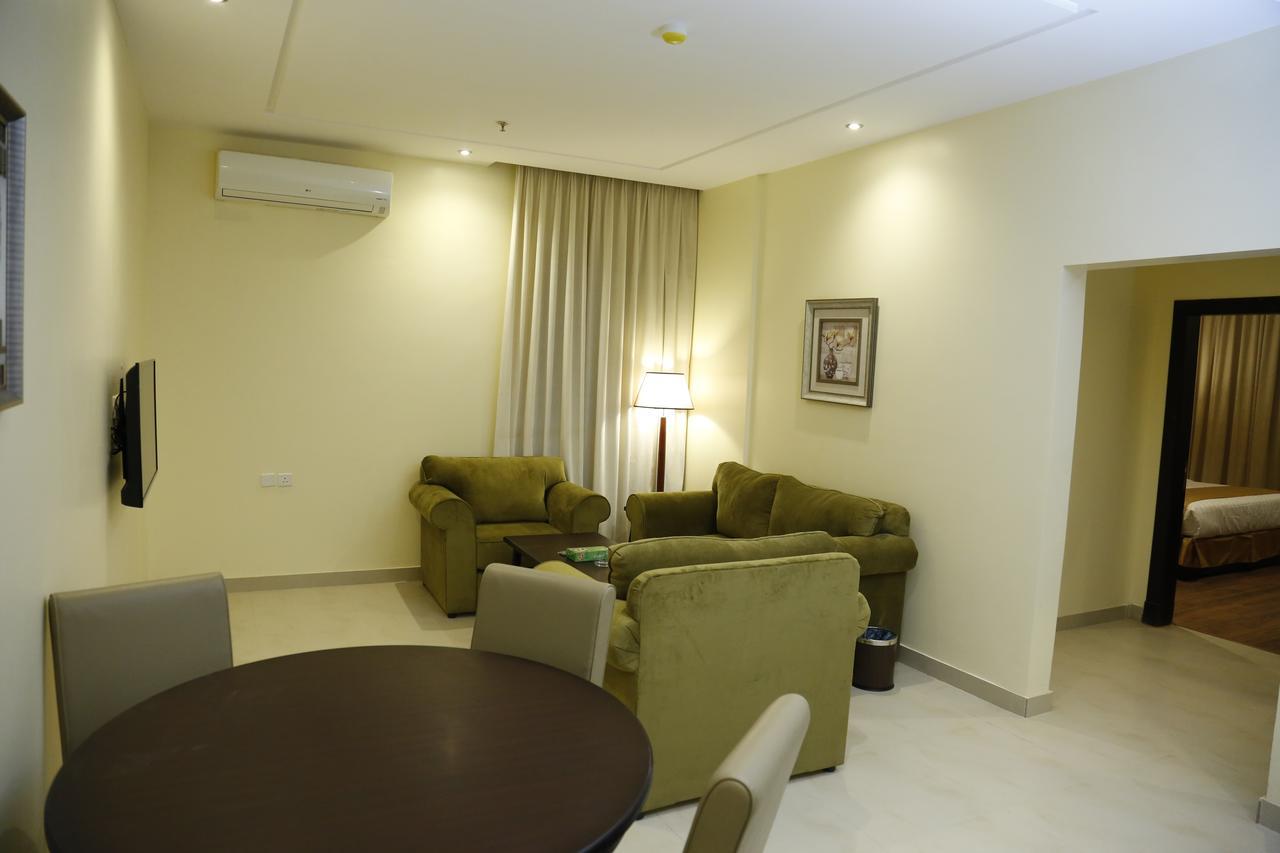 Flora Hotel Suite 2 فلورا2 للشقق المخدومة Riade Exterior foto