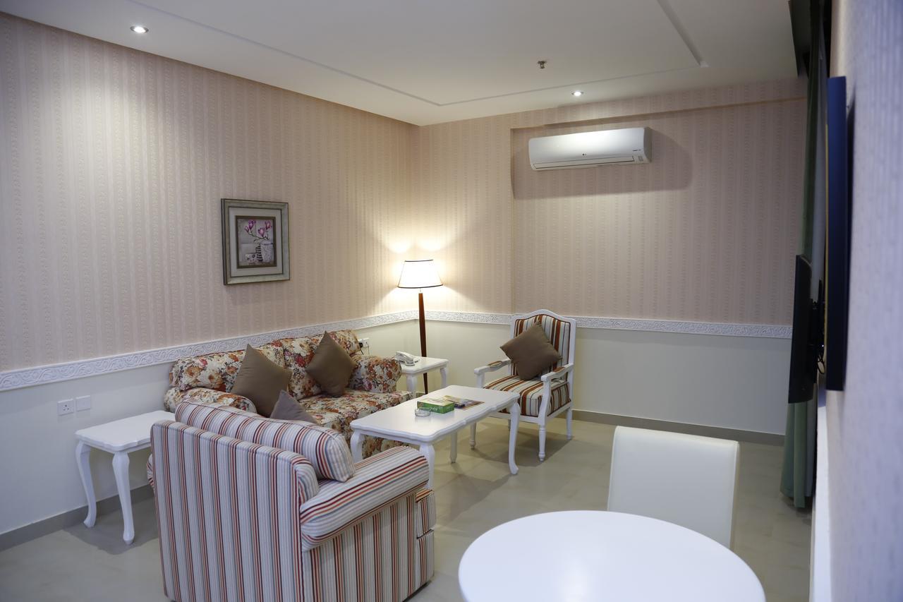 Flora Hotel Suite 2 فلورا2 للشقق المخدومة Riade Exterior foto
