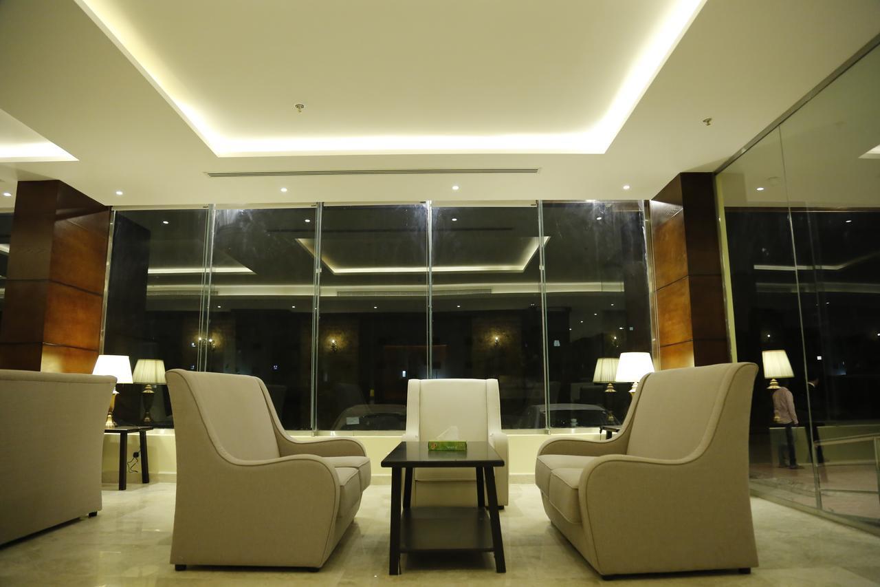 Flora Hotel Suite 2 فلورا2 للشقق المخدومة Riade Exterior foto