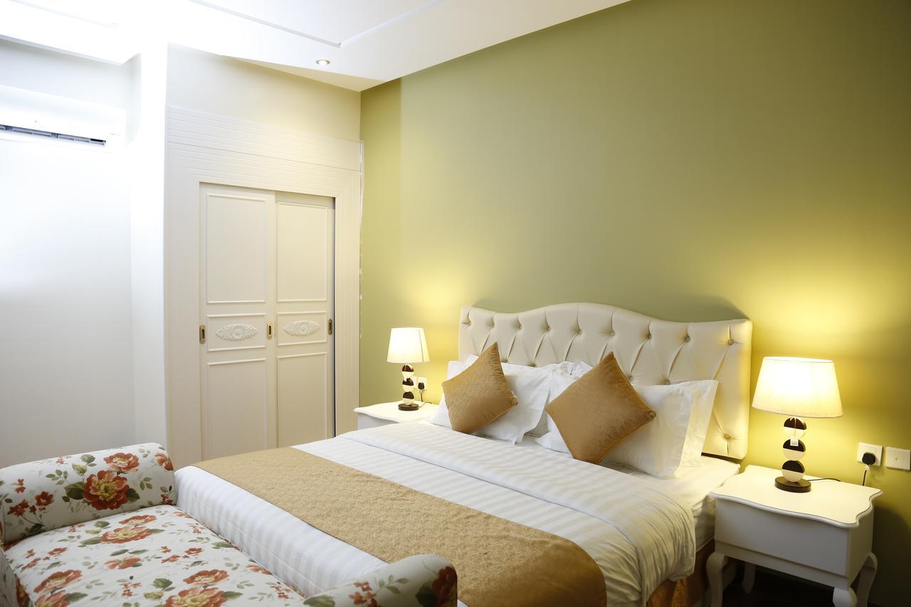 Flora Hotel Suite 2 فلورا2 للشقق المخدومة Riade Exterior foto