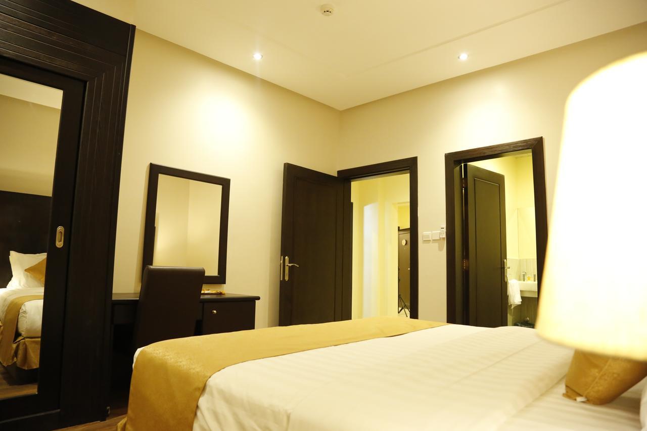 Flora Hotel Suite 2 فلورا2 للشقق المخدومة Riade Exterior foto