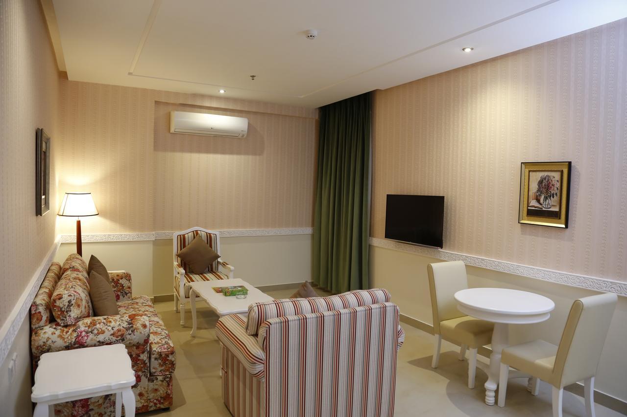 Flora Hotel Suite 2 فلورا2 للشقق المخدومة Riade Exterior foto