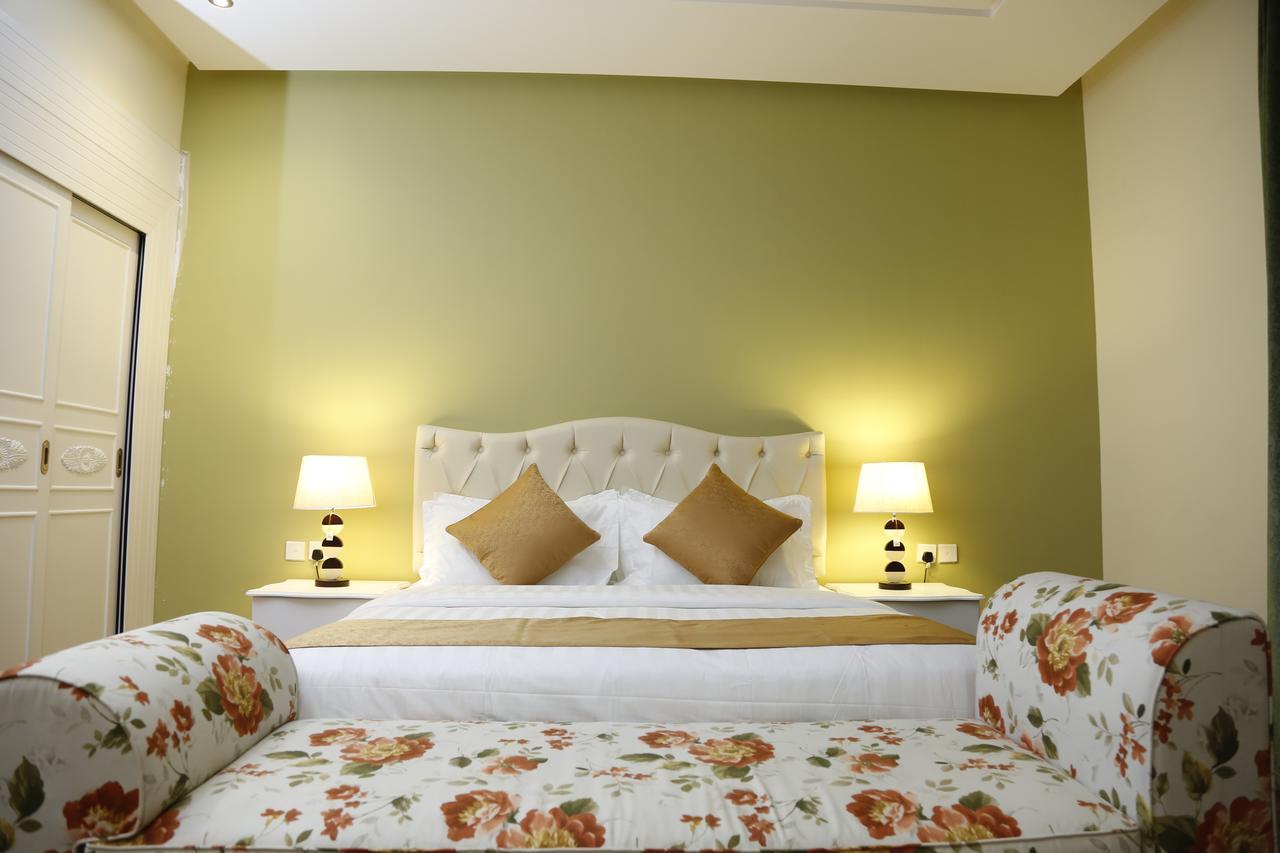 Flora Hotel Suite 2 فلورا2 للشقق المخدومة Riade Exterior foto