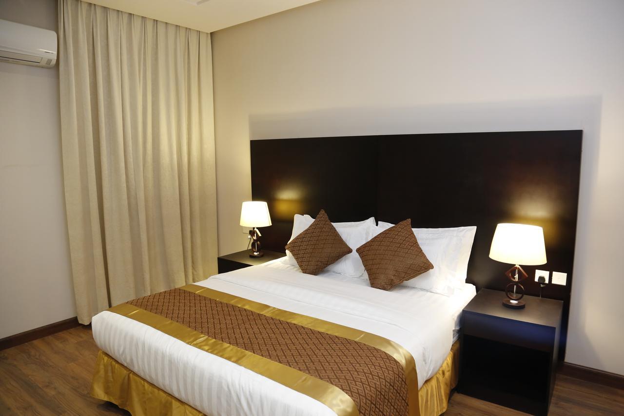 Flora Hotel Suite 2 فلورا2 للشقق المخدومة Riade Exterior foto